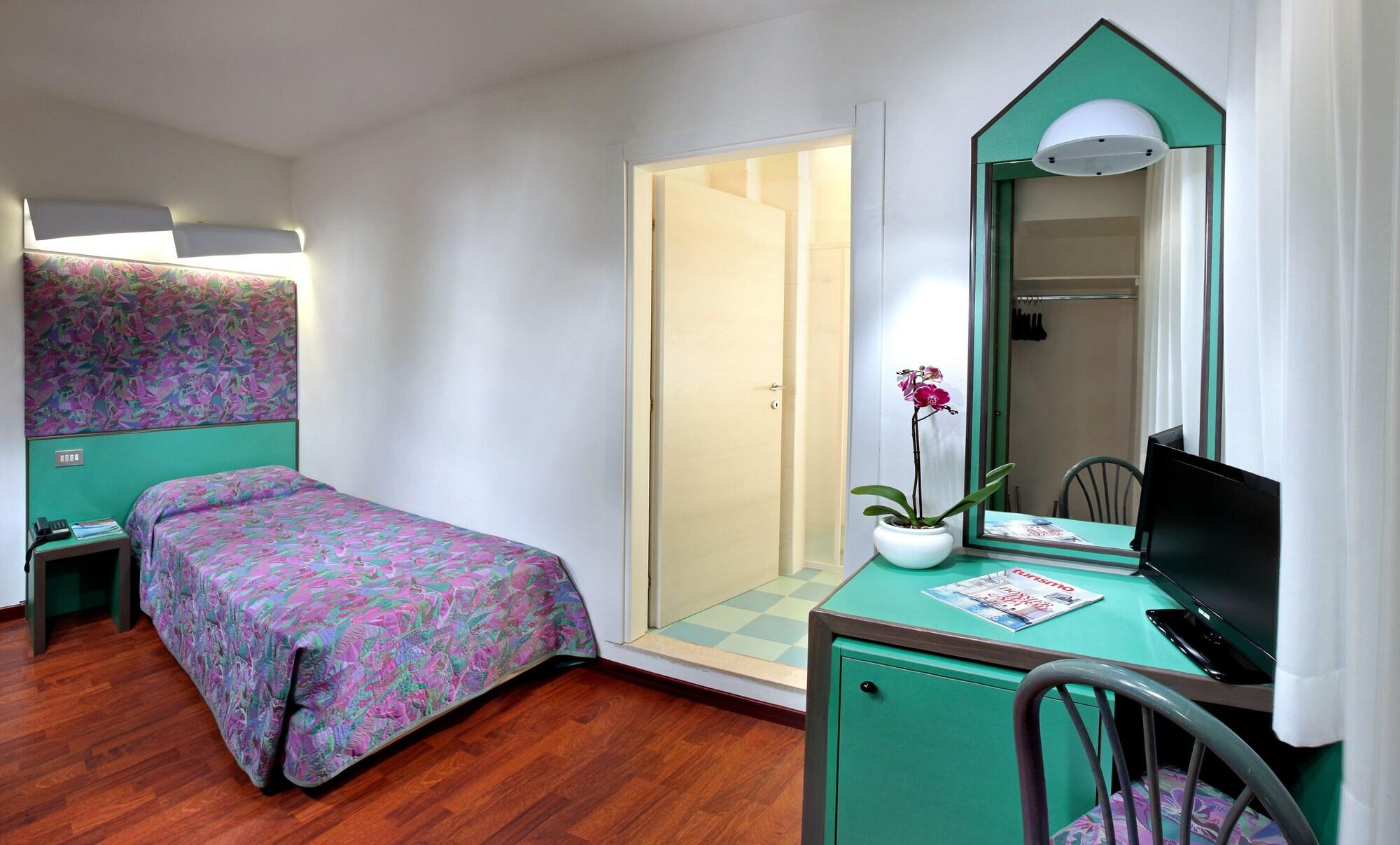 Palace Hotel 4*